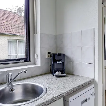 Holiday home 6 - Persoons Lakeside 35 Ewijk