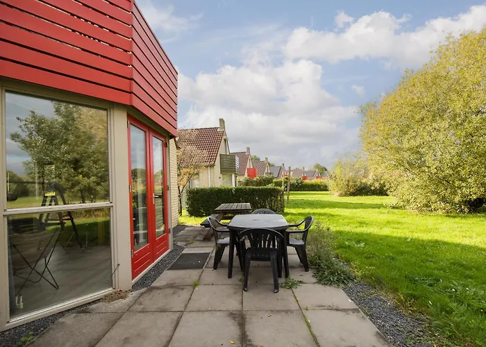 6 - Persoons Lakeside 35 بيت للعطل *