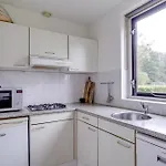 6 - Persoons Lakeside 35